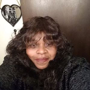 Meet your Posher, Ramona